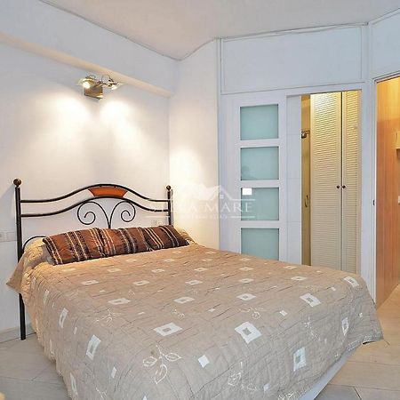 Bright Central Apartment Nerja Eksteriør billede